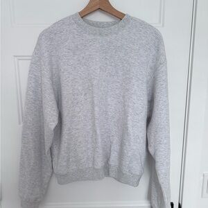 SKIMS Crewneck Sweatshirt in Heather Gray